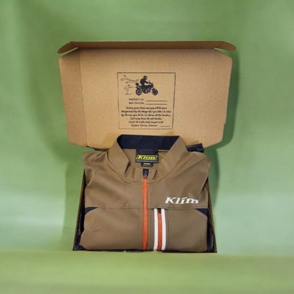 Custom Coat Packaging Boxes - Image 3